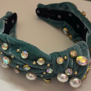 NWOT Lele Sadoughi Teal Velvet Women’s Headband with Pearls and Crystals